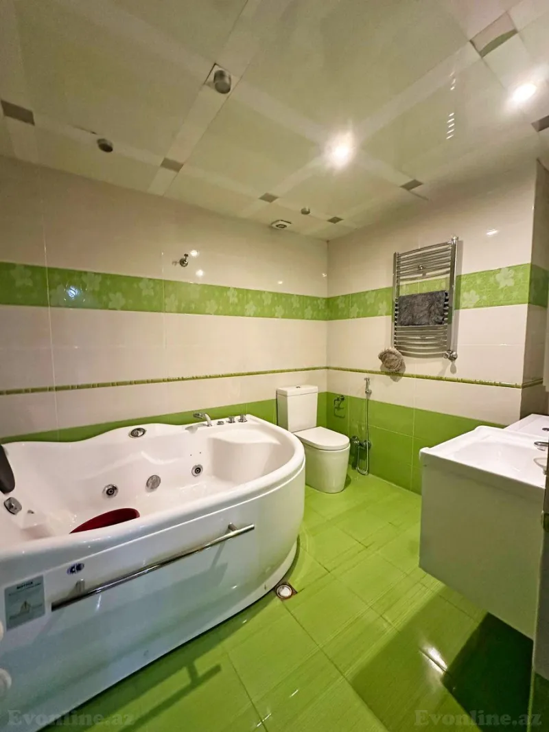 Kirayə verilir 4 otaqlı Mənzil Yeni tikili 200 m² Xətai m. - şəkil 13