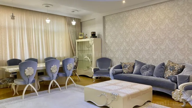 3 otaqlı Mənzil 145 m² Xətai m. Kirayə verilir
