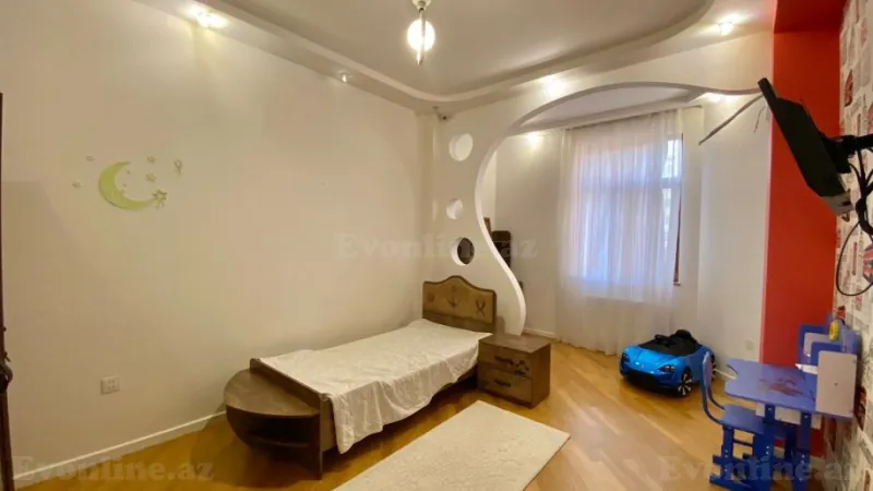 Kirayə verilir 3 otaqlı Mənzil Yeni tikili 145 m² Xətai m. - şəkil 17