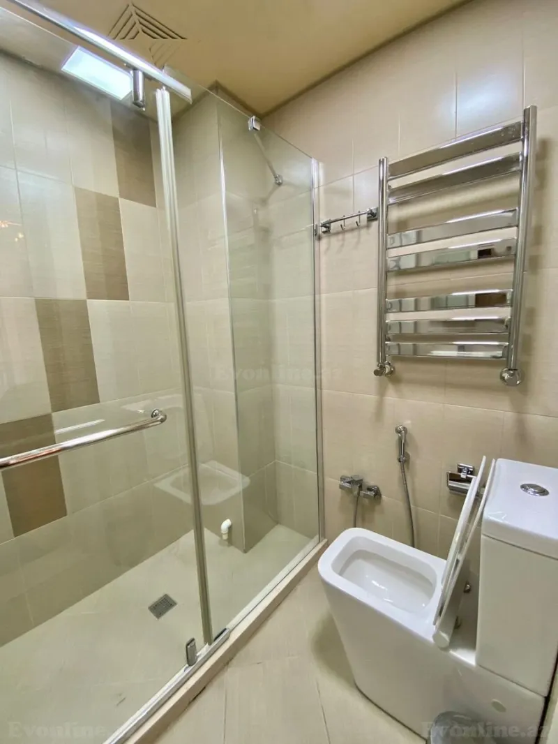 Kirayə verilir 3 otaqlı Mənzil Yeni tikili 145 m² Xətai m. - şəkil 22