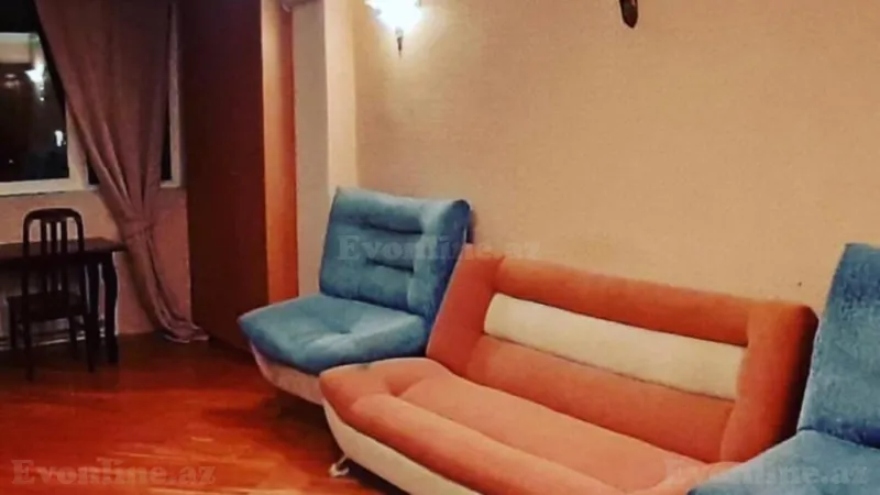 Kirayə verilir 2 otaqlı Mənzil Köhnə tikili 45 m² İnşaatçılar m. - şəkil 2