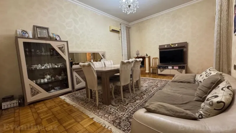 3 otaqlı Mənzil 84 m² Sahil m. Satılır