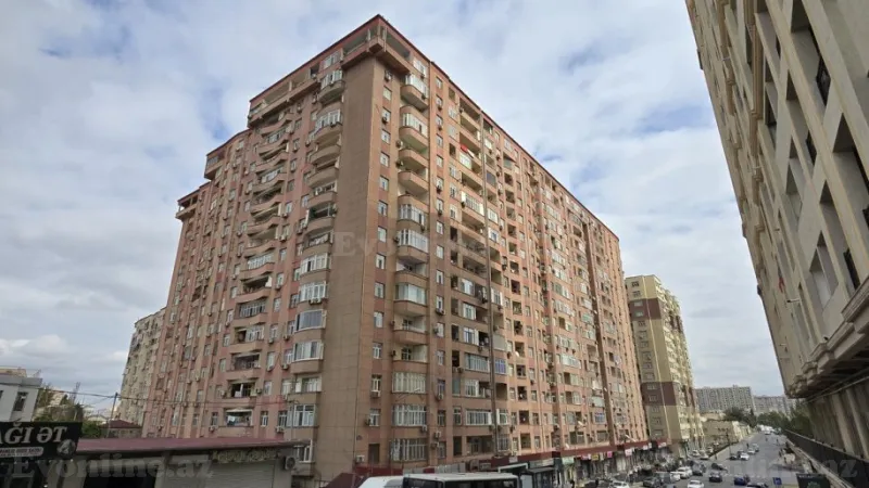 3 otaqlı Mənzil 130 m² Yeni Yasamal Satılır