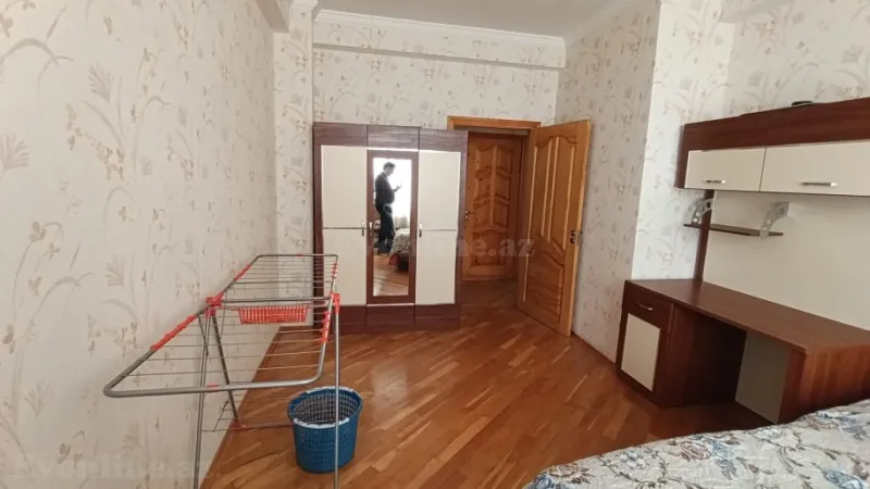 Kirayə verilir 3 otaqlı Mənzil Yeni tikili 100 m² Həzi Aslanov m. - şəkil 13