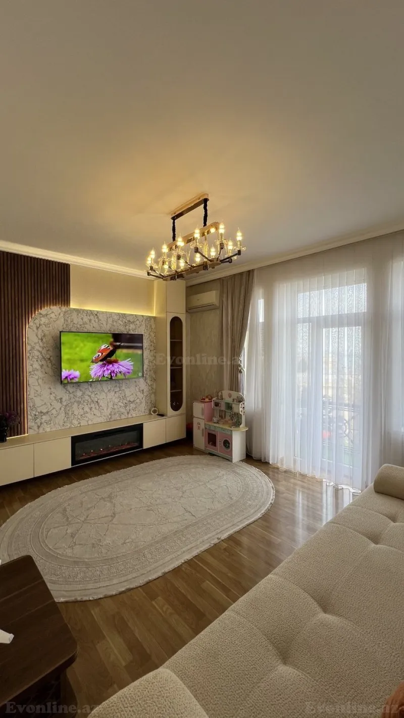 2 otaqlı Mənzil 70 m² İçərişəhər m. Satılır