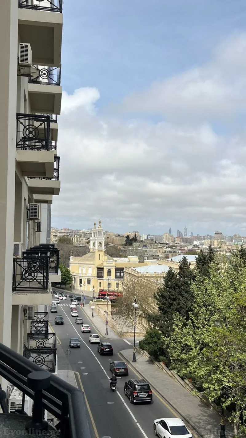 Satılır 2 otaqlı Mənzil Köhnə tikili 70 m² İçərişəhər m. - şəkil 4