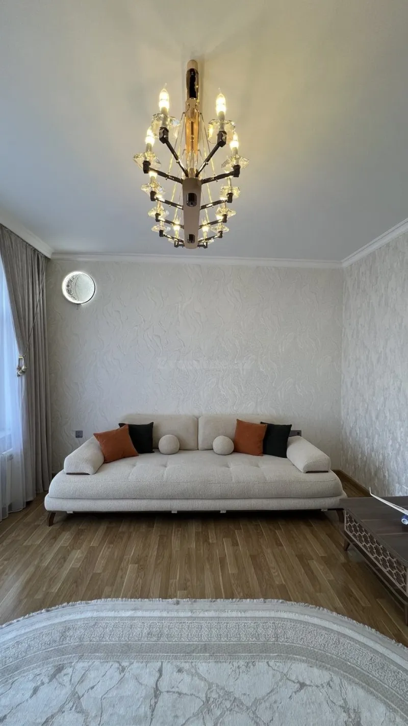 Satılır 2 otaqlı Mənzil Köhnə tikili 70 m² İçərişəhər m. - şəkil 9