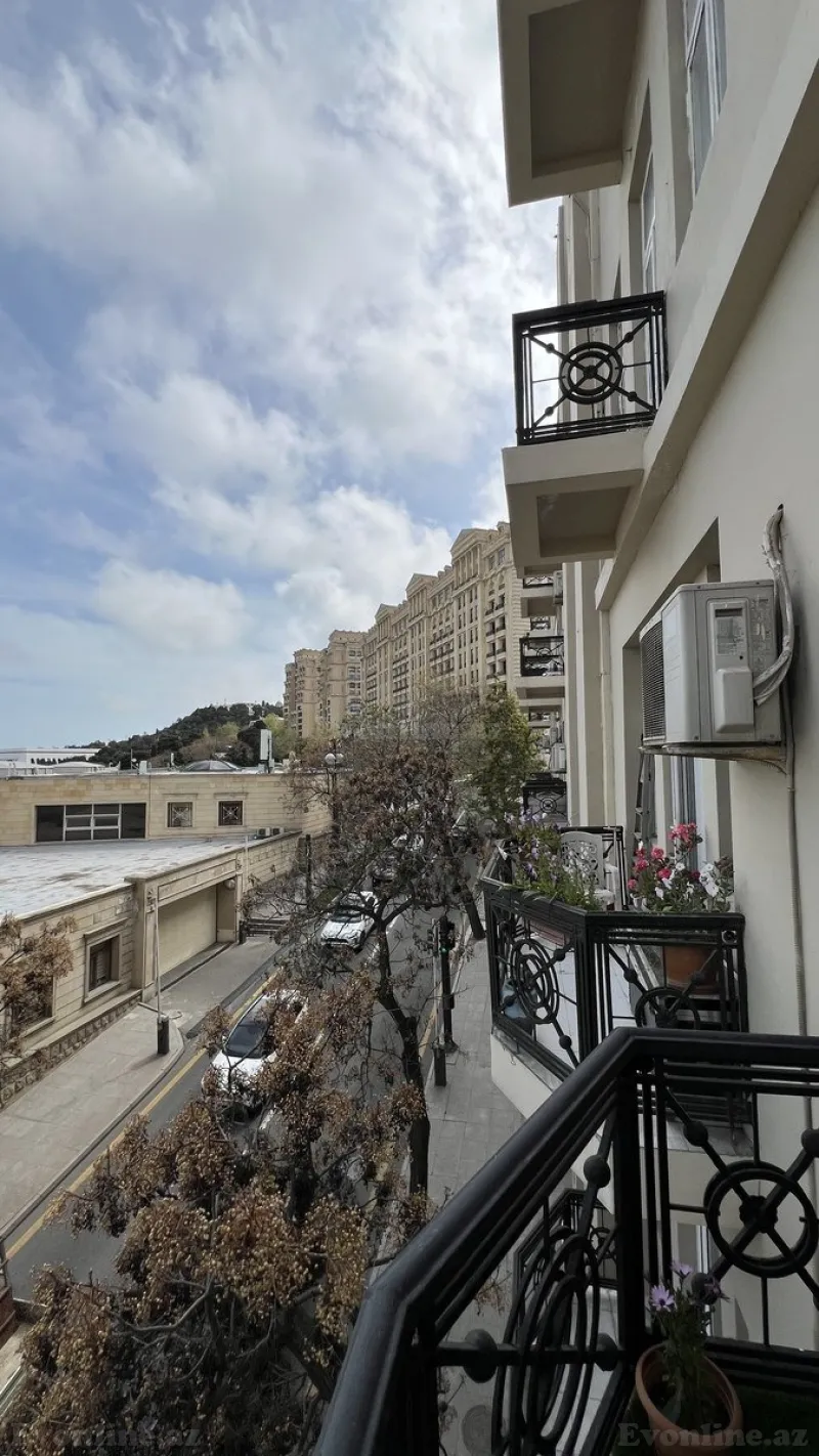 Satılır 2 otaqlı Mənzil Köhnə tikili 70 m² İçərişəhər m. - şəkil 11