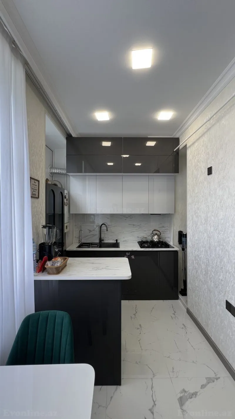 Satılır 2 otaqlı Mənzil Köhnə tikili 70 m² İçərişəhər m. - şəkil 22