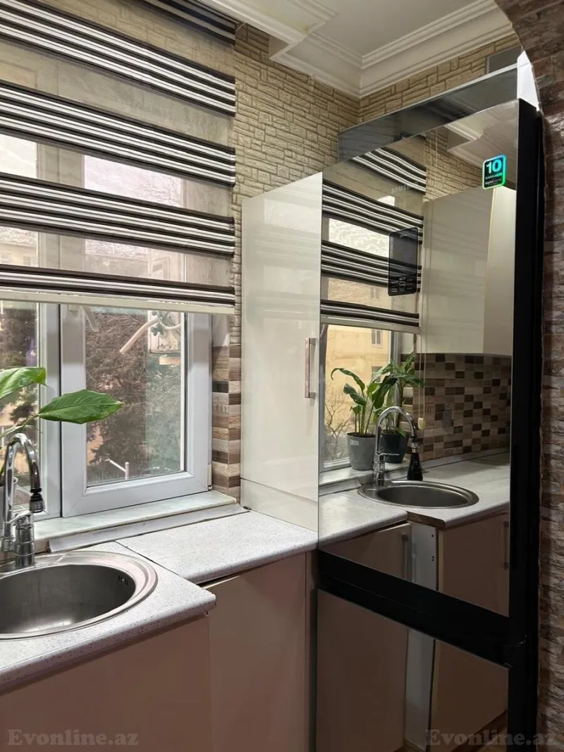 Satılır 2 otaqlı Mənzil Köhnə tikili 55 m² 7-ci mikrorayon - şəkil 3