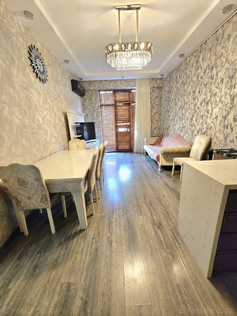 2 otaqlı Mənzil 50 m² 8-ci kilometr Satılır