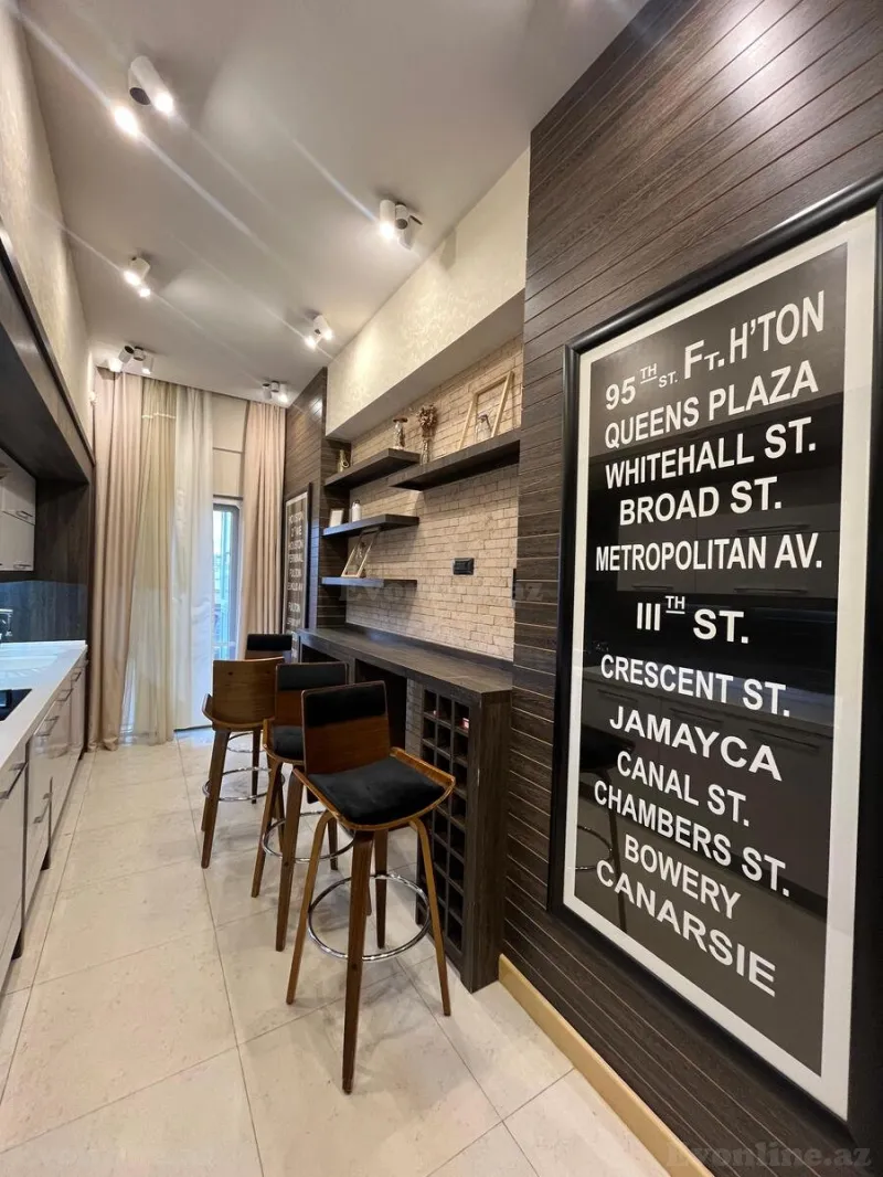 Kirayə verilir 3 otaqlı Mənzil Yeni tikili 138 m² Nəsimi r. - şəkil 2