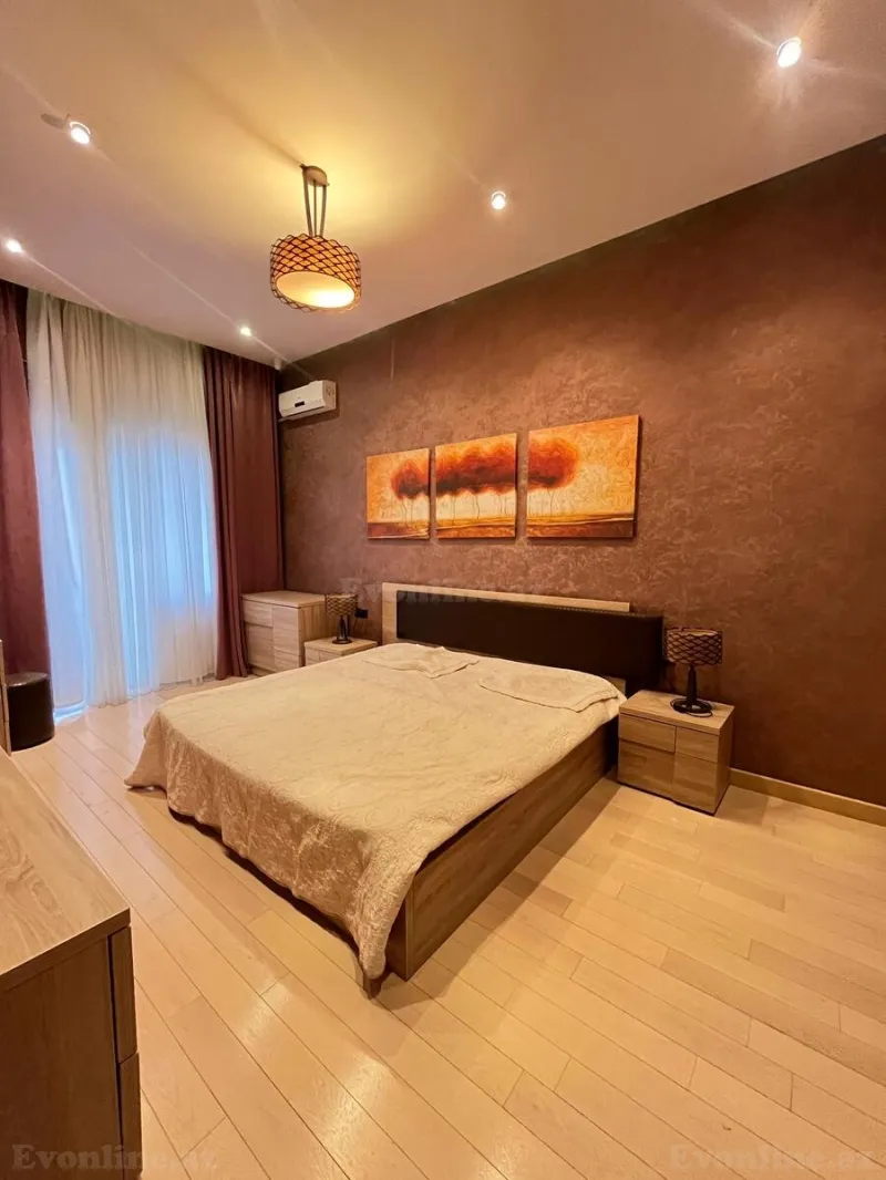 Kirayə verilir 3 otaqlı Mənzil Yeni tikili 138 m² Nəsimi r. - şəkil 8