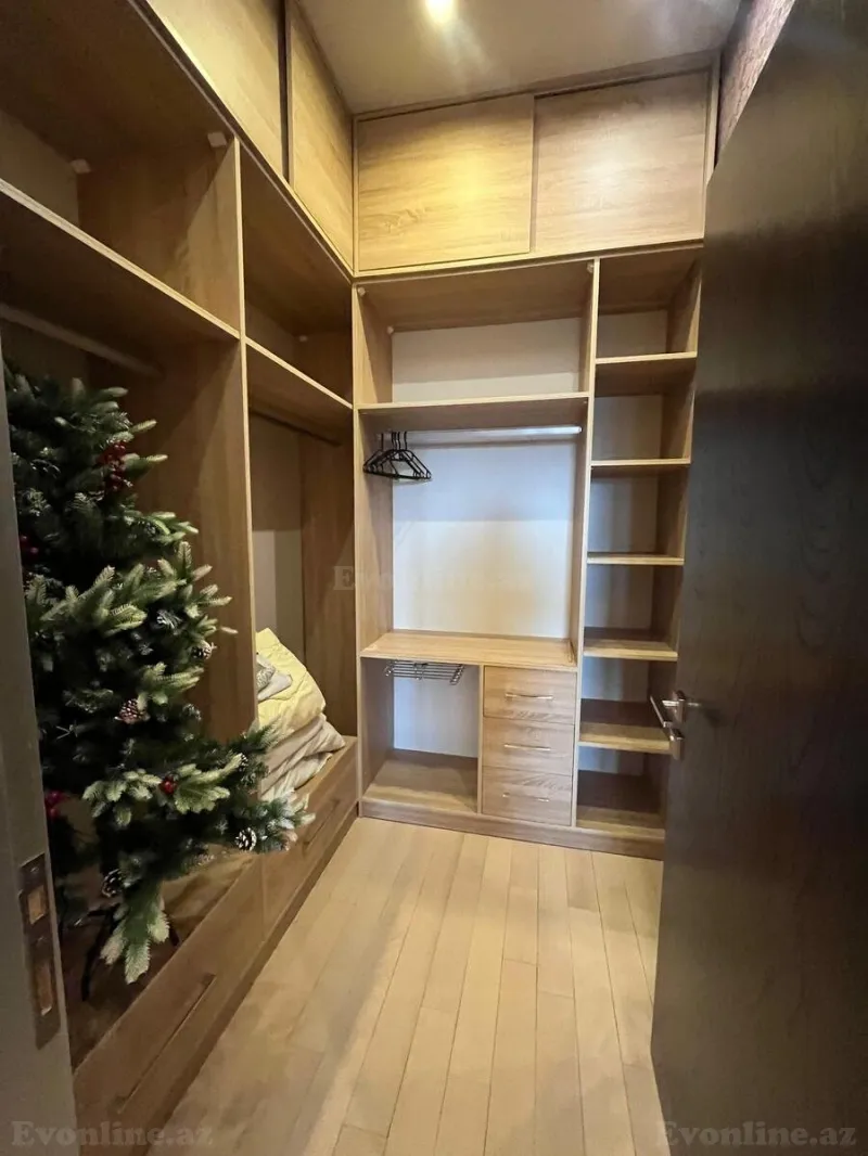 Kirayə verilir 3 otaqlı Mənzil Yeni tikili 138 m² Nəsimi r. - şəkil 9