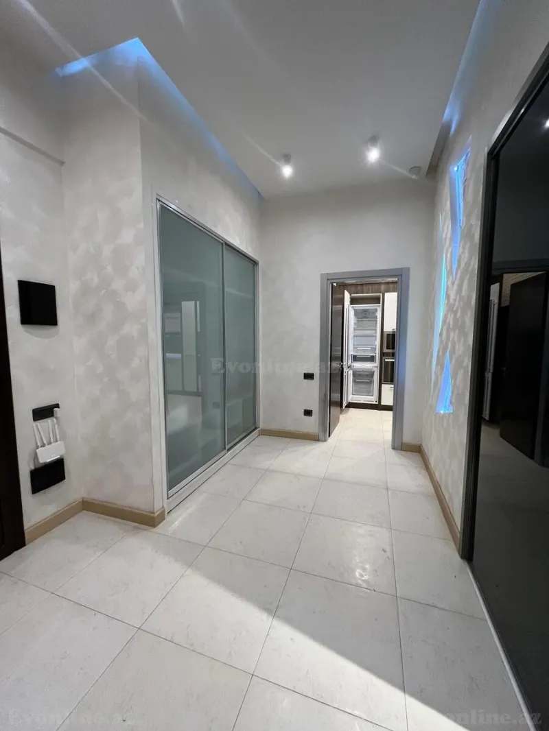 Kirayə verilir 3 otaqlı Mənzil Yeni tikili 138 m² Nəsimi r. - şəkil 12