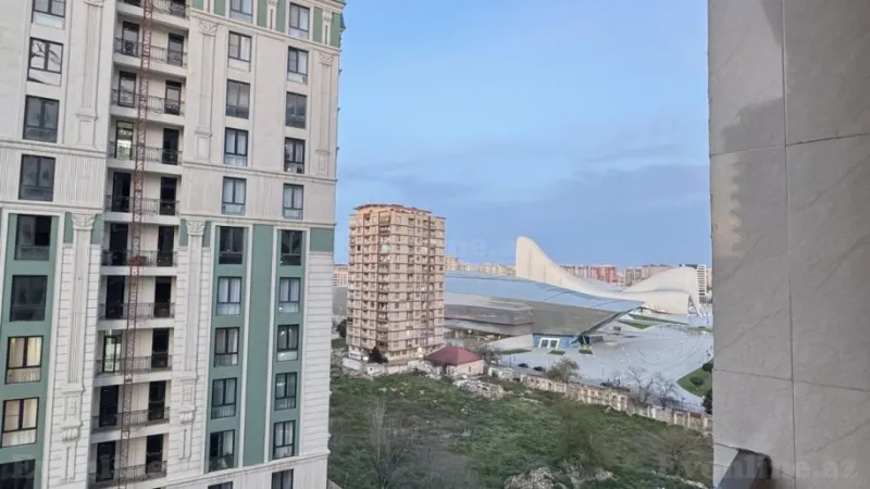 3 otaqlı Mənzil 95 m² Gənclik m. Kirayə verilir