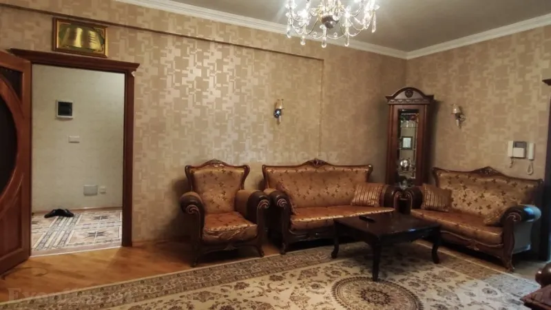 Satılır 4 otaqlı Mənzil Yeni tikili 178 m² Yasamal - şəkil 9