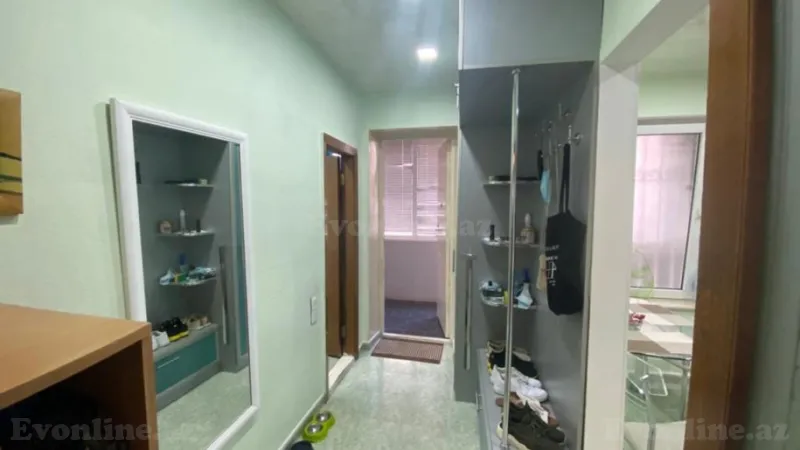 3 otaqlı Mənzil 80 m² 28 May m. Kirayə verilir