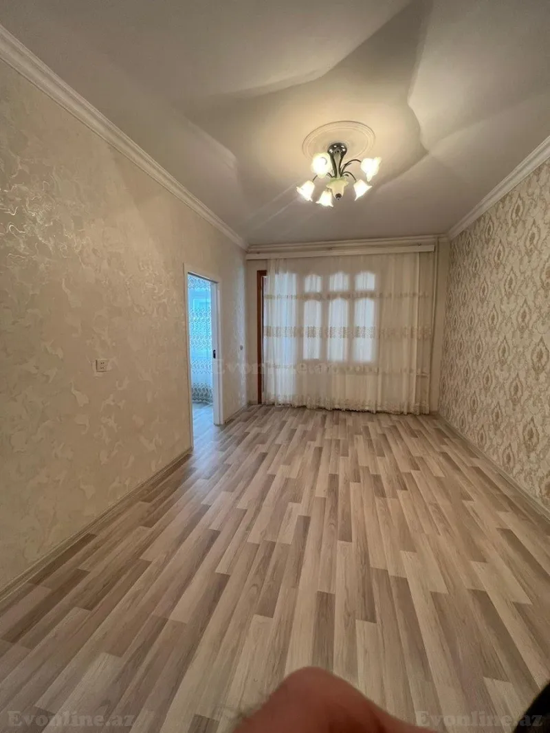 2 otaqlı Mənzil 45 m² 4-cü mikrorayon Satılır