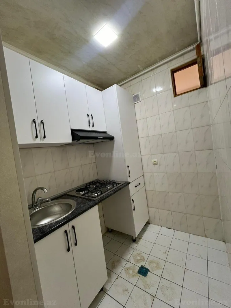 Satılır 2 otaqlı Mənzil Köhnə tikili 45 m² 4-cü mikrorayon - şəkil 9