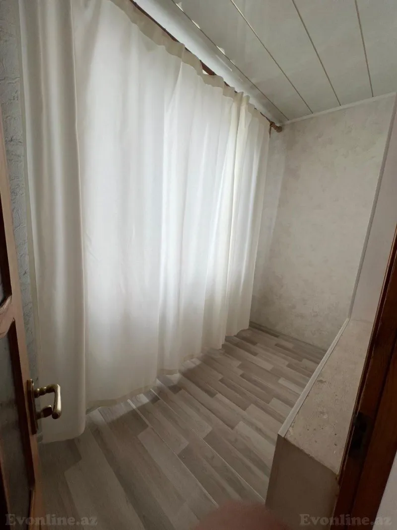 Satılır 2 otaqlı Mənzil Köhnə tikili 45 m² 4-cü mikrorayon - şəkil 10