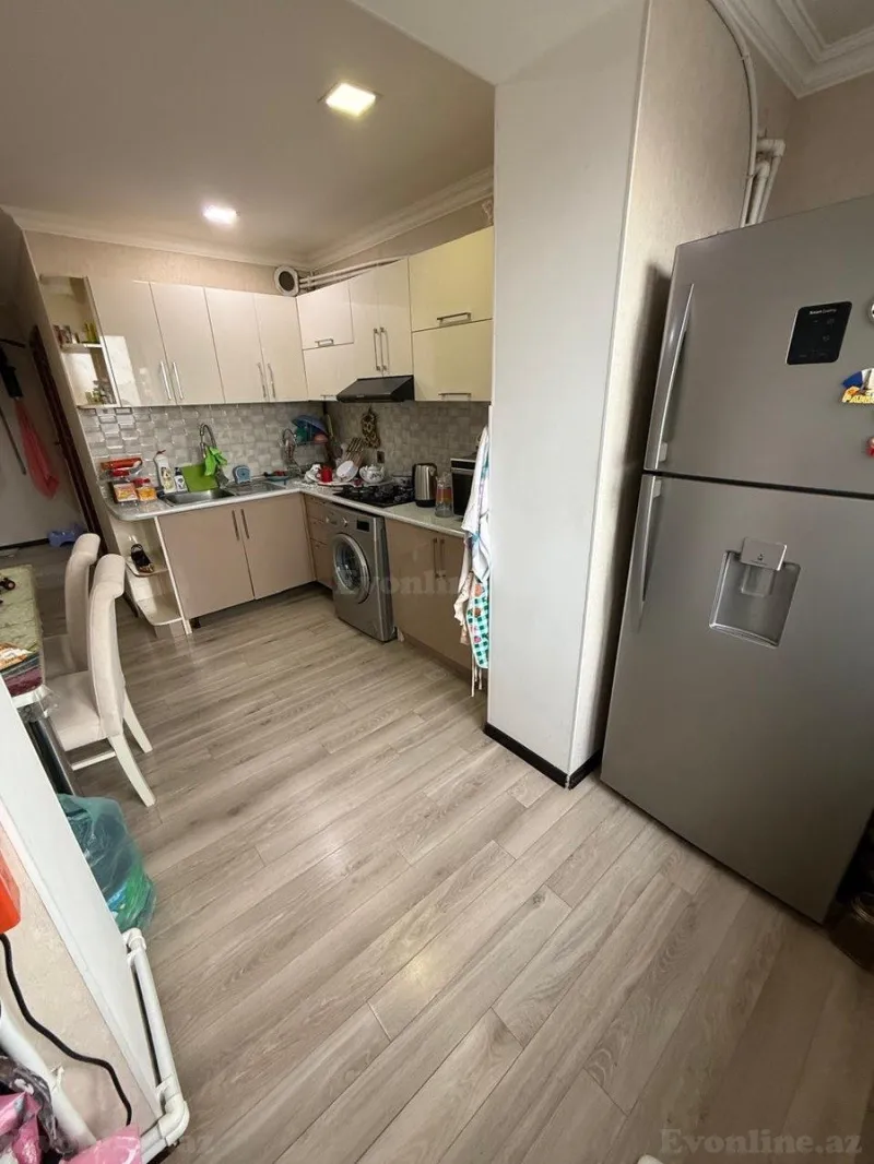 Satılır 3 otaqlı Mənzil Köhnə tikili 72 m² Yasamal - şəkil 9