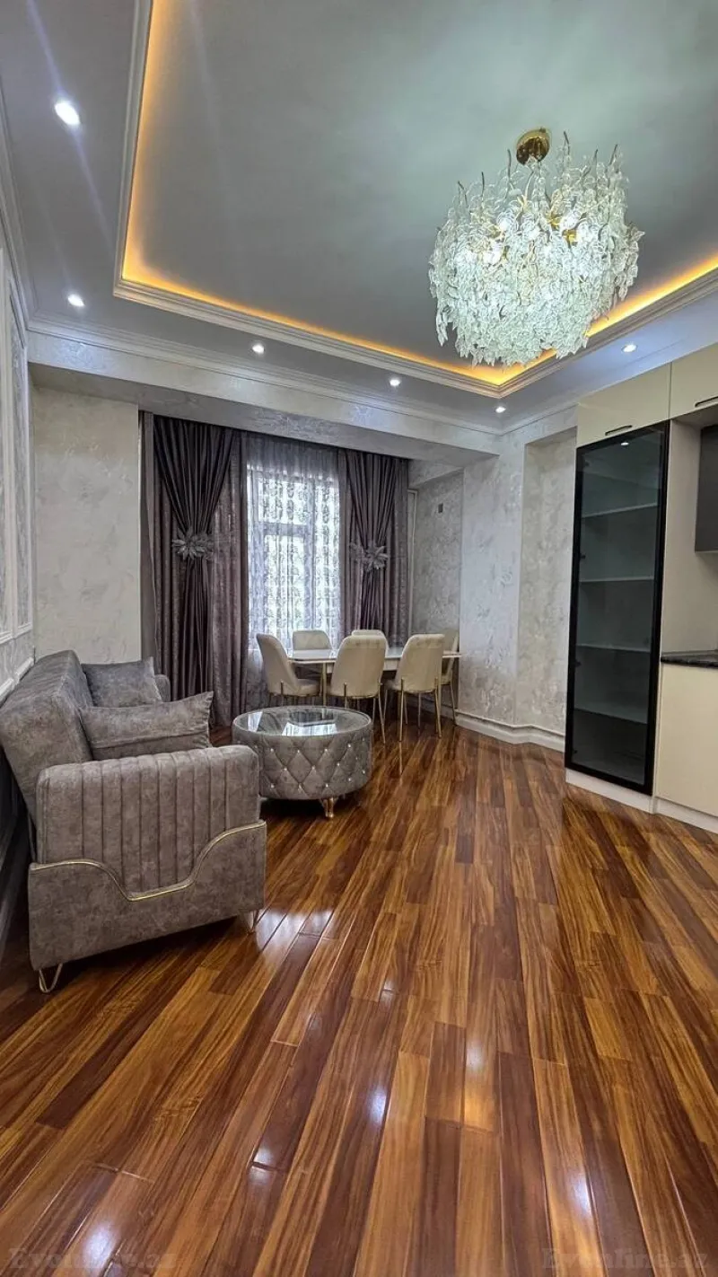 Satılır 3 otaqlı Mənzil Yeni tikili 80 m² 28 May m. - şəkil 8