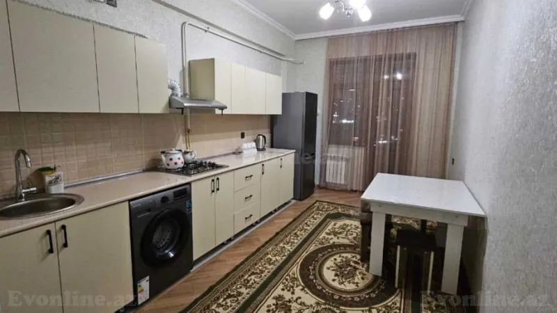 Kirayə verilir 3 otaqlı Mənzil Yeni tikili 130 m² Səbail r. - şəkil 4