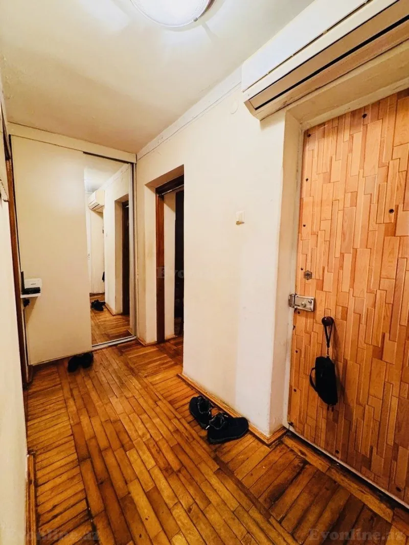 Satılır 2 otaqlı Mənzil Köhnə tikili 55 m² Yasamal r. - şəkil 11