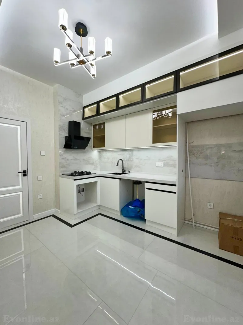 Satılır 3 otaqlı Mənzil Yeni tikili 87 m² Neftçilər m. - şəkil 2