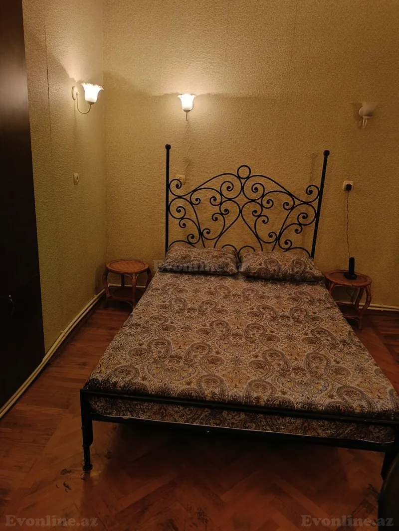 Kirayə verilir 2 otaqlı Mənzil Köhnə tikili 55 m² İçərişəhər m. - şəkil 3