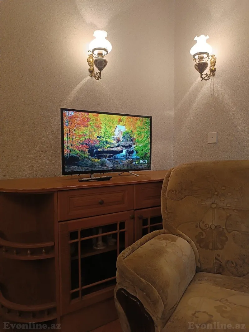 Kirayə verilir 2 otaqlı Mənzil Köhnə tikili 55 m² İçərişəhər m. - şəkil 5