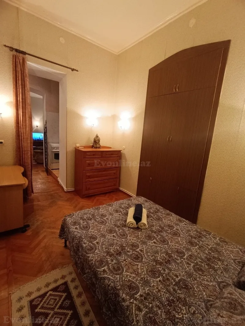 Kirayə verilir 2 otaqlı Mənzil Köhnə tikili 55 m² İçərişəhər m. - şəkil 10