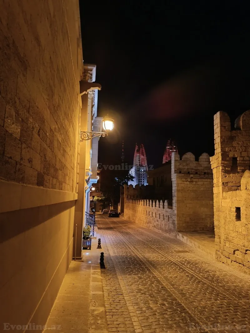 Kirayə verilir 2 otaqlı Mənzil Köhnə tikili 55 m² İçərişəhər m. - şəkil 20