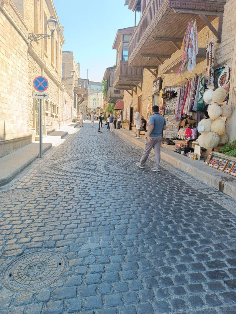 Kirayə verilir 2 otaqlı Mənzil Köhnə tikili 55 m² İçərişəhər m. - şəkil 25