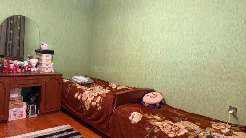 Satılır 2 otaqlı Mənzil Köhnə tikili 65 m² Suraxanı r. - şəkil 4