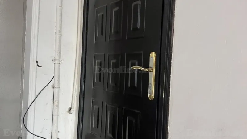 Satılır 3 otaqlı Mənzil Köhnə tikili 64 m² Badamdar - şəkil 2