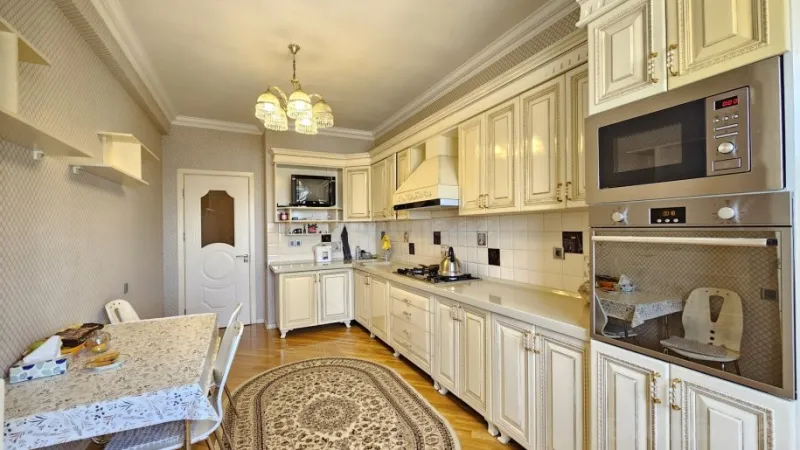 Satılır 3 otaqlı Mənzil Yeni tikili 150 m² 8-ci mikrorayon - şəkil 3