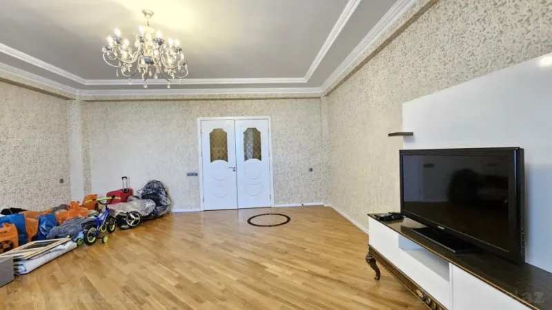 Satılır 3 otaqlı Mənzil Yeni tikili 150 m² 8-ci mikrorayon - şəkil 5