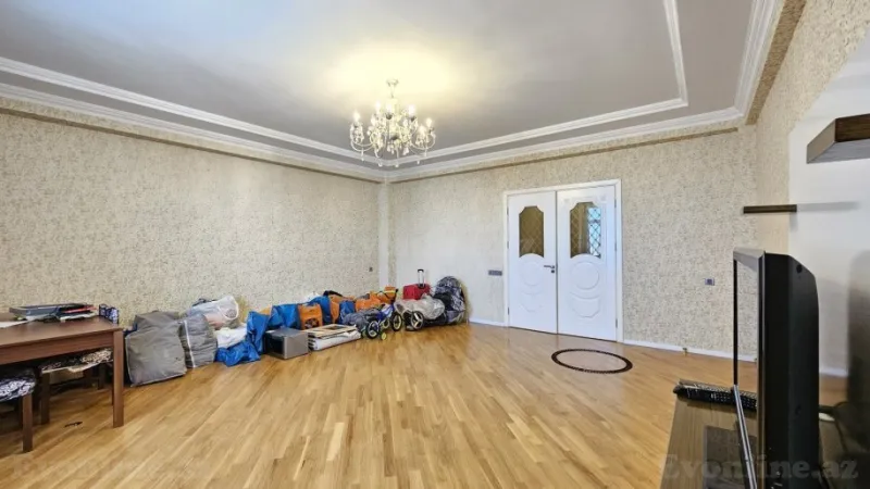 Satılır 3 otaqlı Mənzil Yeni tikili 150 m² 8-ci mikrorayon - şəkil 6