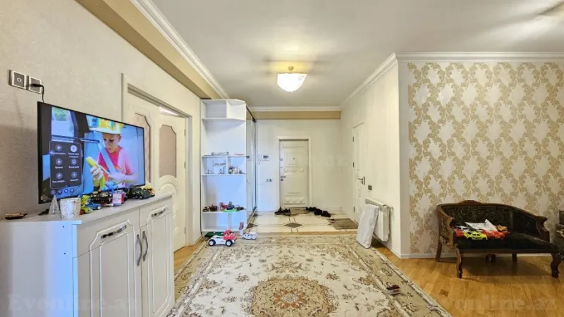 Satılır 3 otaqlı Mənzil Yeni tikili 150 m² 8-ci mikrorayon - şəkil 12