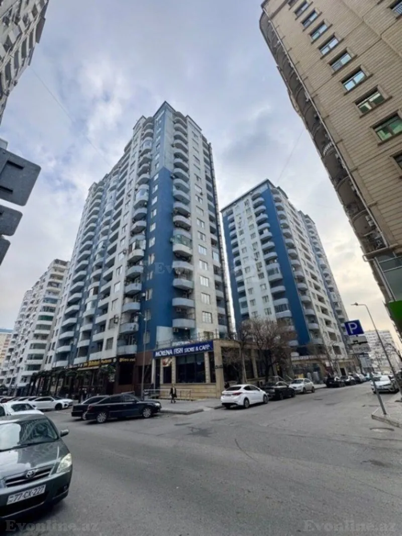 Kirayə verilir 3 otaqlı Mənzil Yeni tikili 140 m² Nizami m.