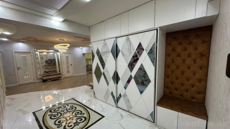 Satılır 3 otaqlı Mənzil Yeni tikili 130 m² Nəriman Nərimanov m. - şəkil 2