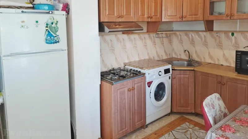 Satılır 3 otaqlı Mənzil Köhnə tikili 65.5 m² Qaradağ r. - şəkil 3