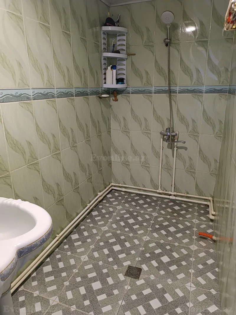 Satılır 3 otaqlı Mənzil Köhnə tikili 65.5 m² Qaradağ r. - şəkil 10