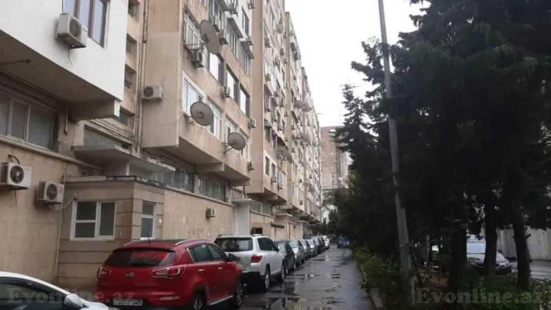 4 otaqlı Mənzil 125 m² İçərişəhər m. Satılır