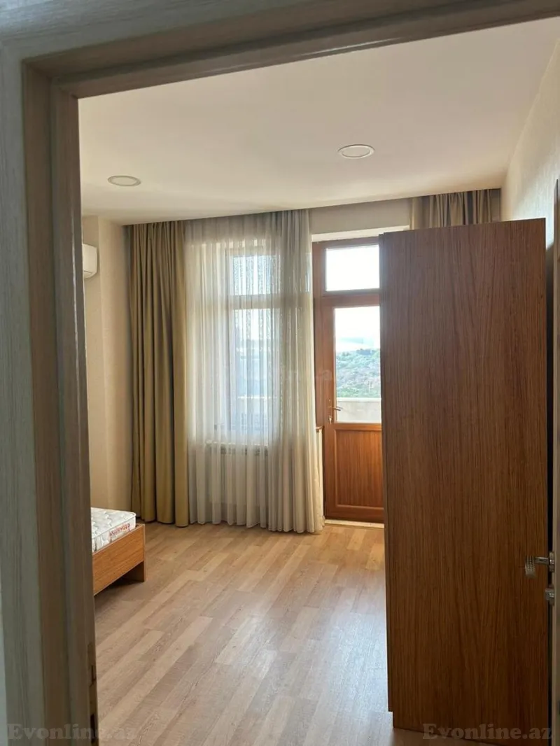 Kirayə verilir 3 otaqlı Mənzil Yeni tikili 110 m² Nərimanov r. - şəkil 5