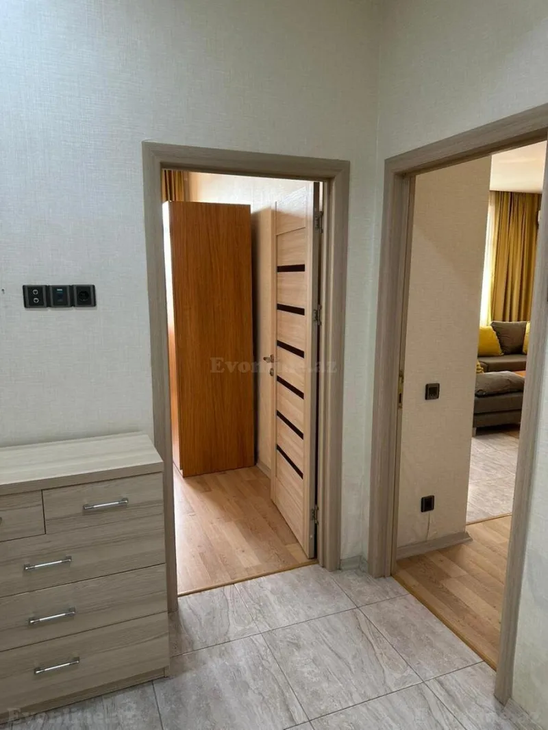 Kirayə verilir 3 otaqlı Mənzil Yeni tikili 110 m² Nərimanov r. - şəkil 6