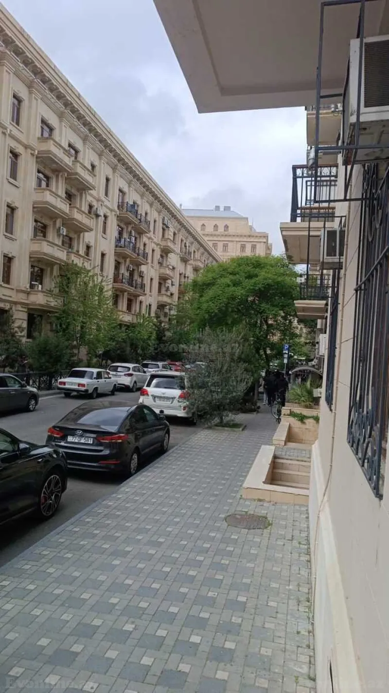 Kirayə verilir Ofis 50 m² İçərişəhər m. - şəkil 8