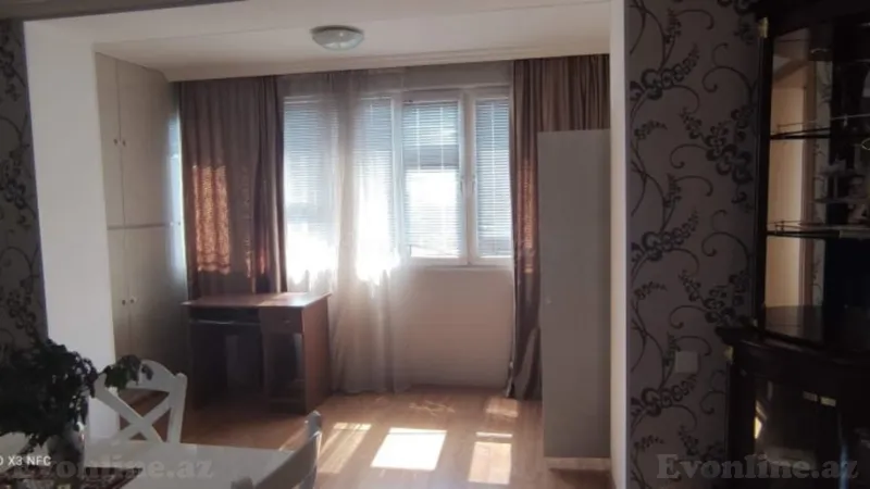 Kirayə verilir 2 otaqlı Mənzil Köhnə tikili 67 m² Neftçilər m. - şəkil 3